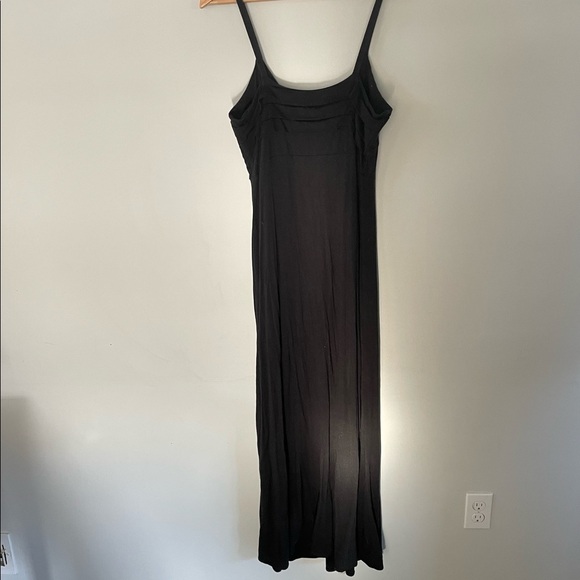 Black Jersey Maxi Dress - Picture 2 of 5